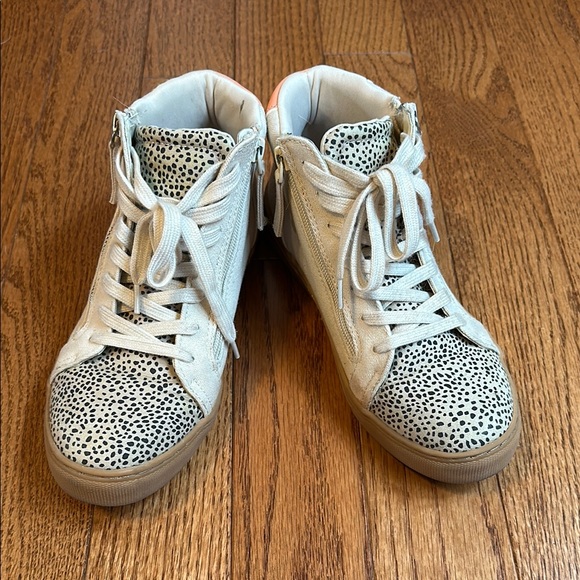 Universal Thread Shoes - Universal Thread Women's High-Top Sneakers